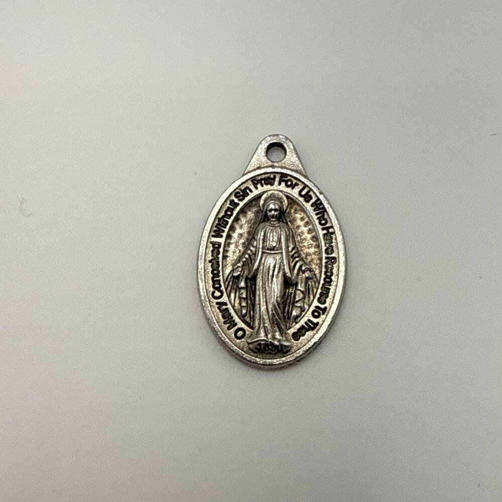 Vintage Silver Miraculous Medal Holy Mary Mother God Religious Pendant Catholic